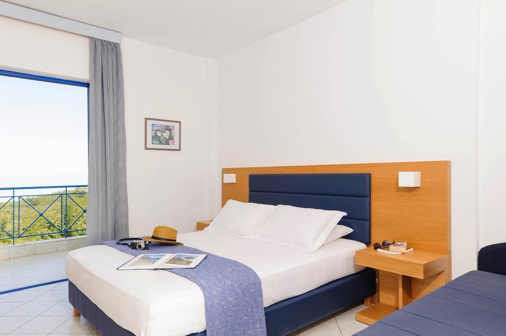 Karras Star Hotel エヴディロス エクステリア 写真